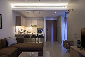 ZUR Studios & Suites