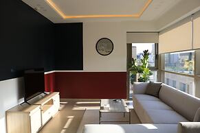 ZUR Studios & Suites