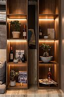 ZUR Studios & Suites