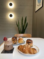 ZUR Studios & Suites