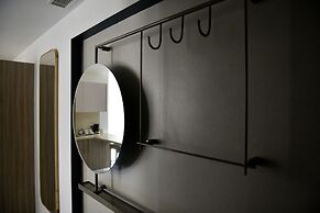 ZUR Studios & Suites