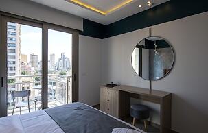 ZUR Studios & Suites