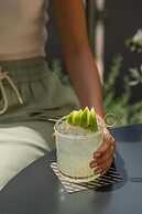 ZUR Studios & Suites