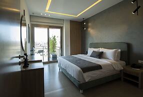 ZUR Studios & Suites