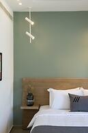 ZUR Studios & Suites