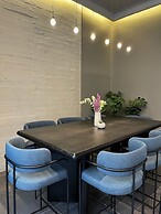 ZUR Studios & Suites