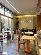 ZUR Studios & Suites