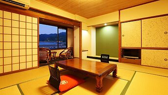 Okukinosaki Seaside Hotel