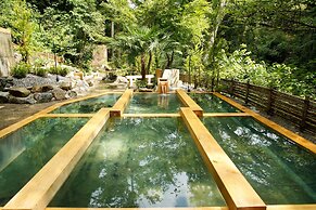 Yamanaka Spa Hanatsubaki