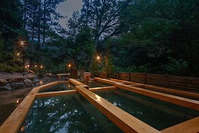 Yamanaka Spa Hanatsubaki