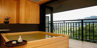 Yamanaka Spa Hanatsubaki