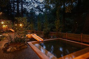 Yamanaka Spa Hanatsubaki