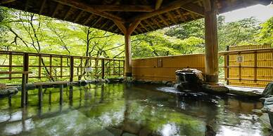 Yamanaka Spa Hanatsubaki