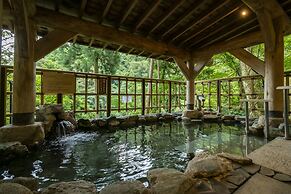 Yamanaka Spa Hanatsubaki