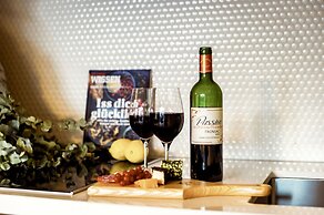 Wilde Aparthotels, Berlin, Checkpoint Charlie