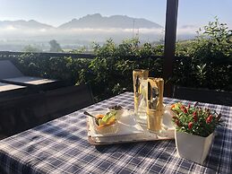 Wellington Country House