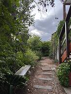 Wellington Country House