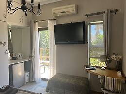 Wellington Country House