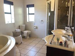 Wellington Country House