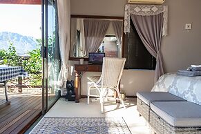 Wellington Country House