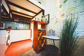 No.9 Mediterranean House