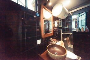 No.9 Mediterranean House