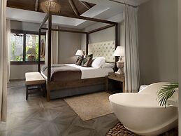 Royal River, Luxury Hotel - Adults Only