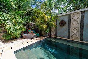 Royal River, Luxury Hotel - Adults Only