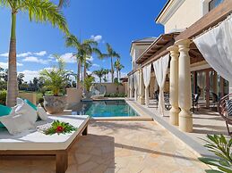 Royal River, Luxury Hotel - Adults Only