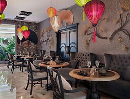 Royal River, Luxury Hotel - Adults Only