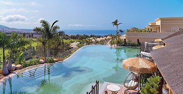 Royal River, Luxury Hotel - Adults Only