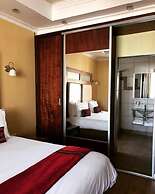 McDonalds Boutique Hotel