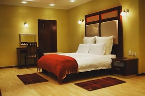 McDonalds Boutique Hotel