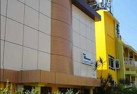 Hotel Miramar, Miramar Beach, Goa