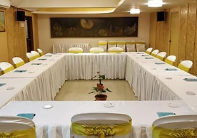 Hotel Miramar, Miramar Beach, Goa