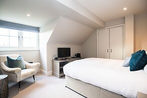 The Lodge Duxford