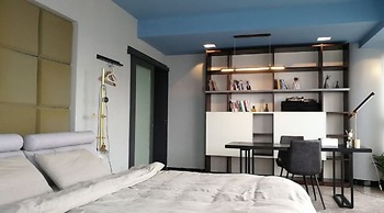 Ri Yue Xing Cheng Apartment 32