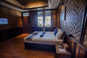 Lagoon Ngapali Beach Lodge