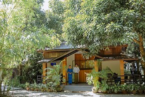 Lagoon Ngapali Beach Lodge