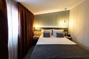 Duplo Charme Boutique Hotel