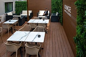 Duplo Charme Boutique Hotel