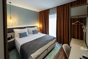 Duplo Charme Boutique Hotel