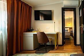 Duplo Charme Boutique Hotel