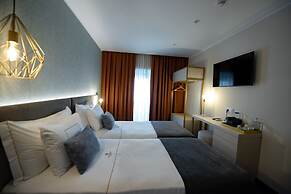 Duplo Charme Boutique Hotel