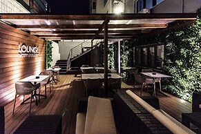 Duplo Charme Boutique Hotel