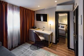 Duplo Charme Boutique Hotel