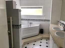 Guesthouse Villa De Eikhof