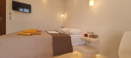 Sunlight Naxos Studio