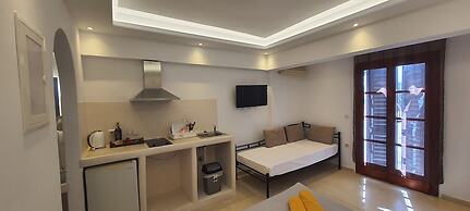 Sunlight Naxos Studio