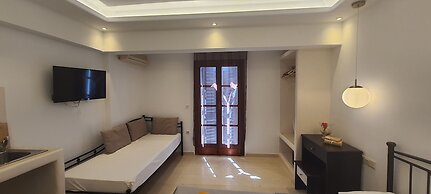 Sunlight Naxos Studio